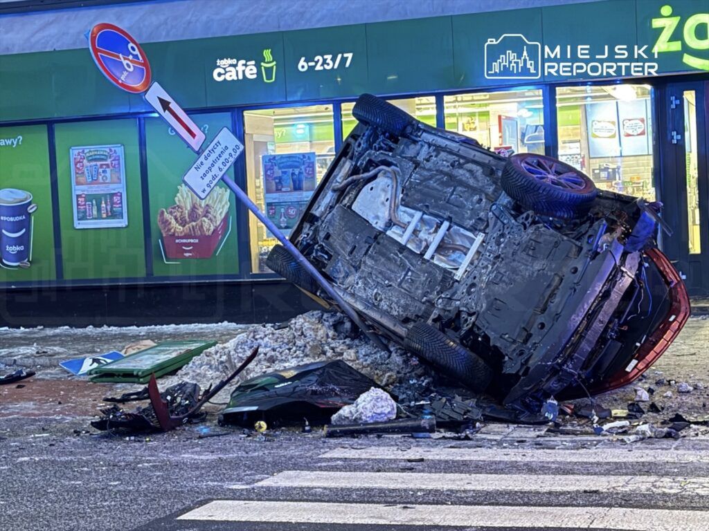 Warszawa: Po śmiertelnym wypadku na Grochowskiej, w którym zginął 6-latek obaj kierowcy z zarzutami prokuratorskimi