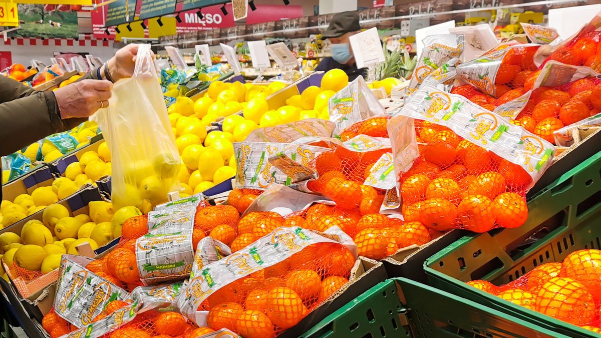 Grocery shopping during the coronavirus pandemic in Auchan supermarket in Krakow, Poland on February 9, 2022.  (Photo by Beata Zawrzel/NurPhoto via Getty Images)
