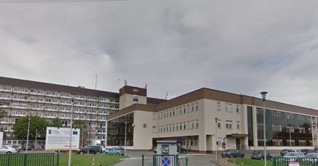 Tragedia w płockim szpitalu. Pacjent wypadł z 6. piętra