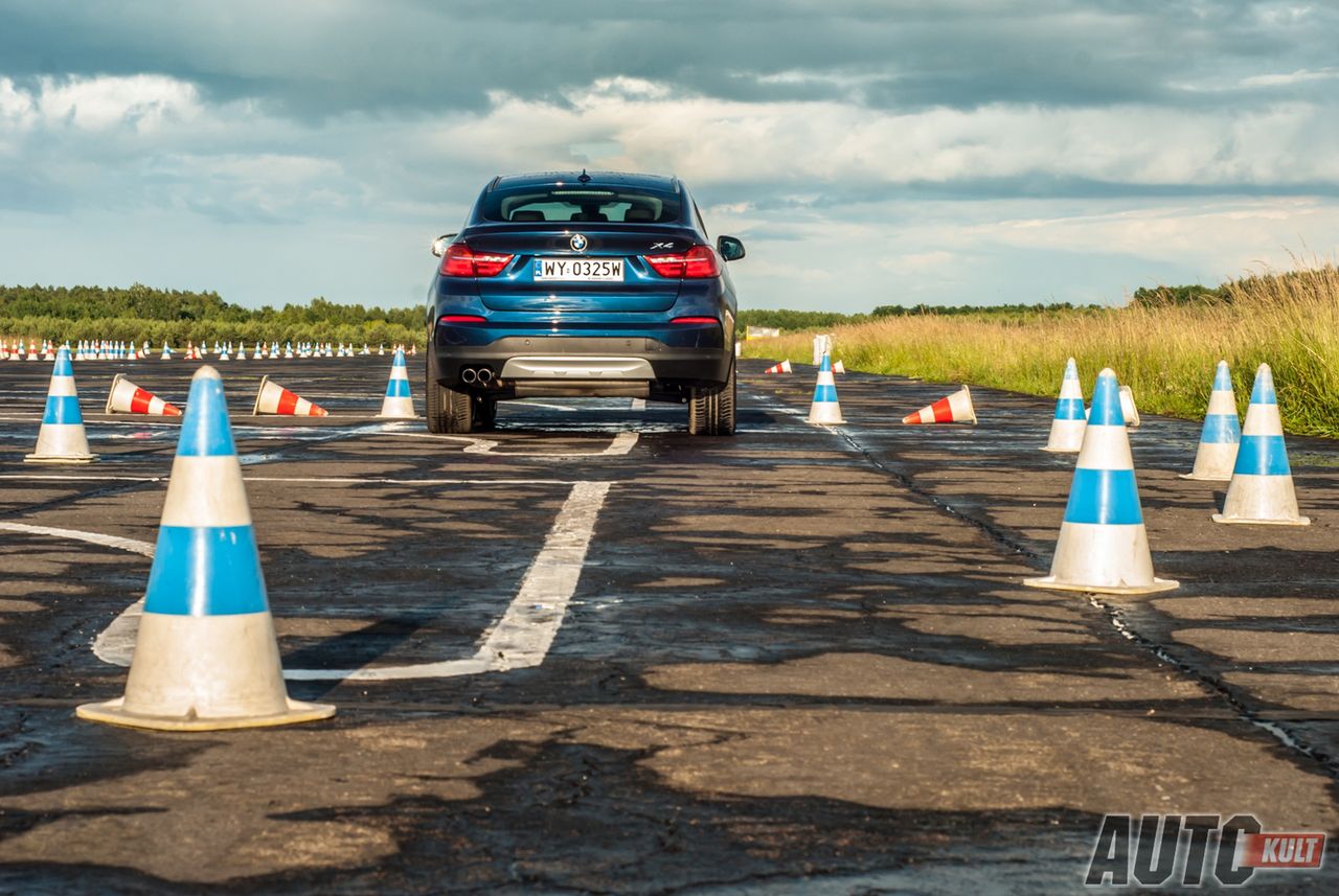 Forma niby podobna do poprzedniego BMW X6, ale uniknięto powielenia jego największych wad