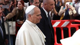 Papież Leon XIV po operacji. Media o "szoku i niepewności"
