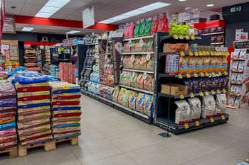 Niemiecki gigant rozkręca się w Polsce. Chce otworzyć 100 sklepów