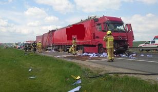 Tragiczny wypadek na A4 w opolskiem. Droga zablokowana po zderzeniu trzech ciężarówek