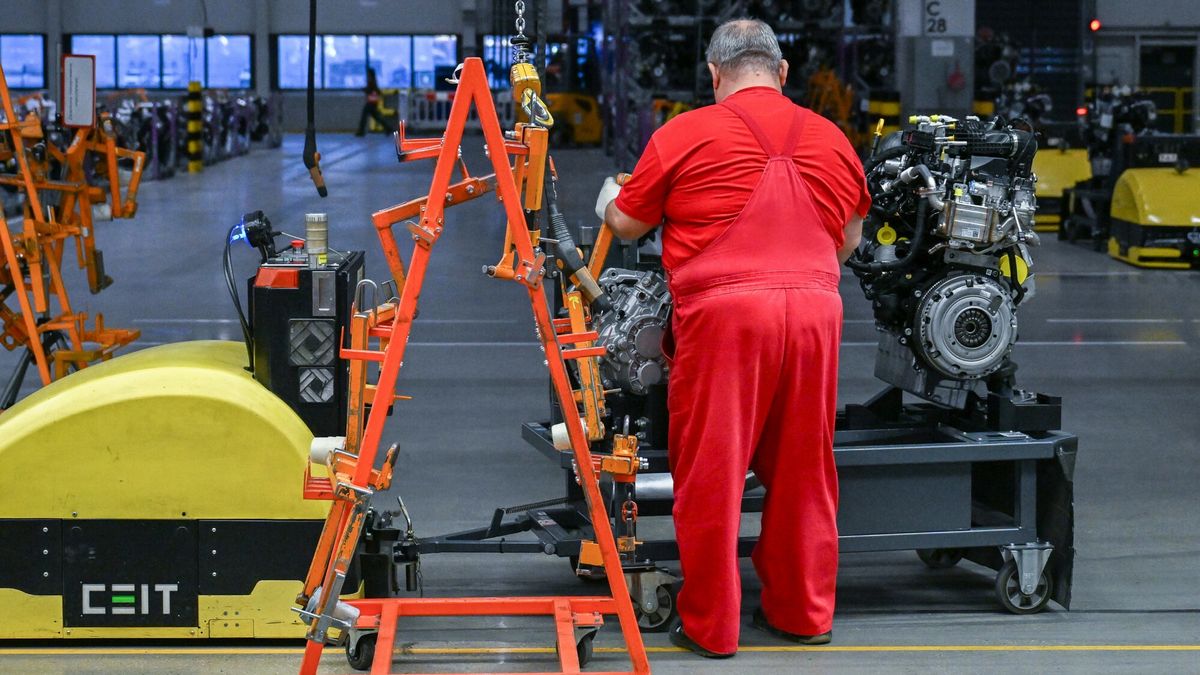 Wmurowania kamienia w?gielnego w zak?adzie Volkswagena
Fot. Lukasz Gdak/East News, Wrzesnia 24.11.2025. Volkswagen inwestuje w rozbudow? fabryki. Wmurowanie kamienia wegielnego w zakladzie we Wrzesni.
Lukasz Gdak