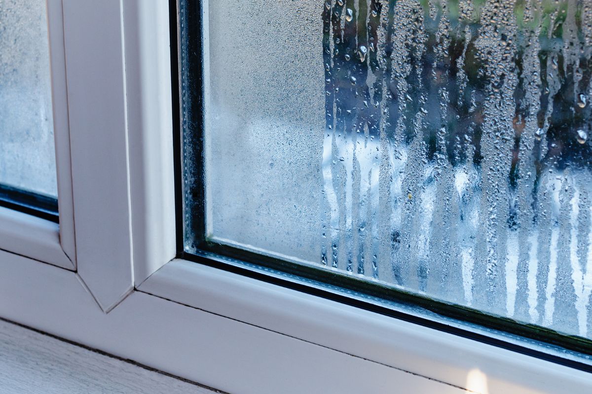 Eliminate home moisture in a minute with simple tricks
