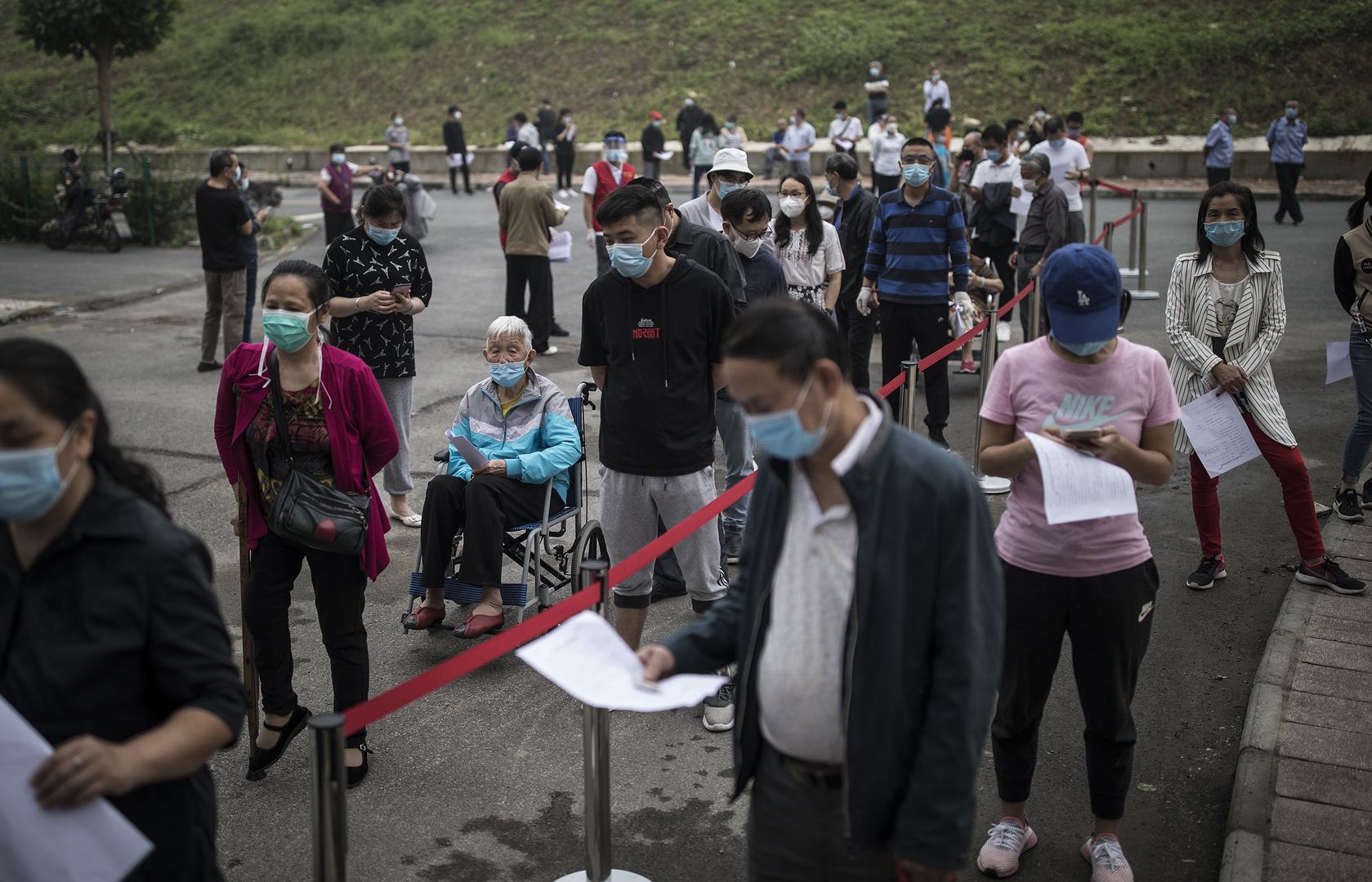 11-milionowe Wuhan chce przeprowadzić testy na wszystkich mieszkańcach
