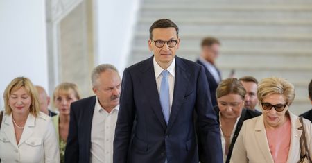 Morawiecki zakłada klub, Tusk spotkał się z Zełenskim [SKRÓT DNIA]