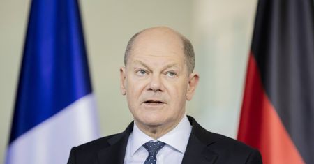 Scholz wzywa Izrael. "Nie możemy stać i patrzeć"