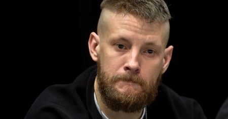 Sebastian Fabijański nie miał dobrego kontaktu z ojcem. "Rywalizował ze mną o atencję matki"