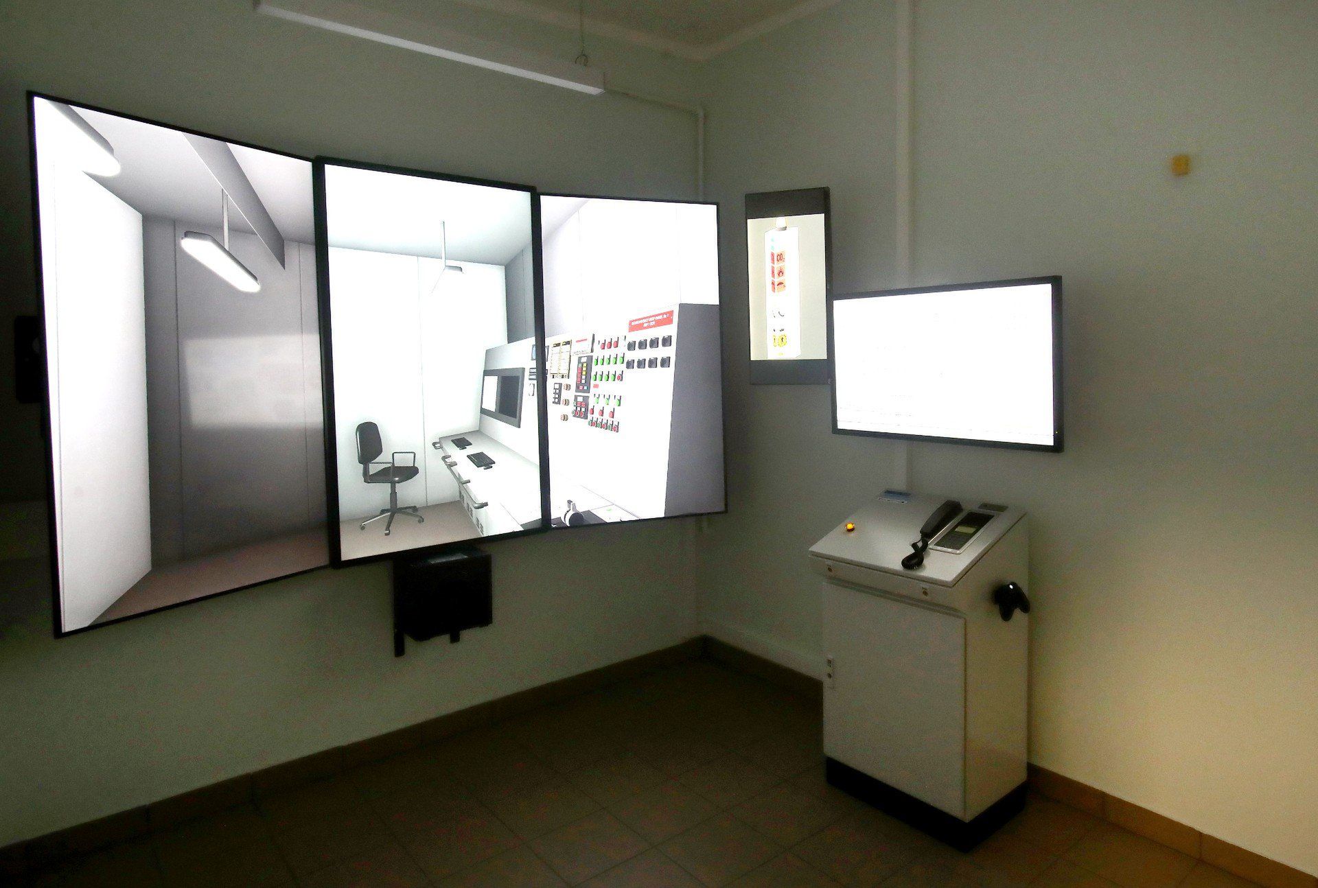 Uczniowie będą mieli nowy symulator siłowni okrętowej