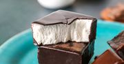Skyrowy deser, który niebiańsko smakuje. Mało kalorii i tylko trzy składniki