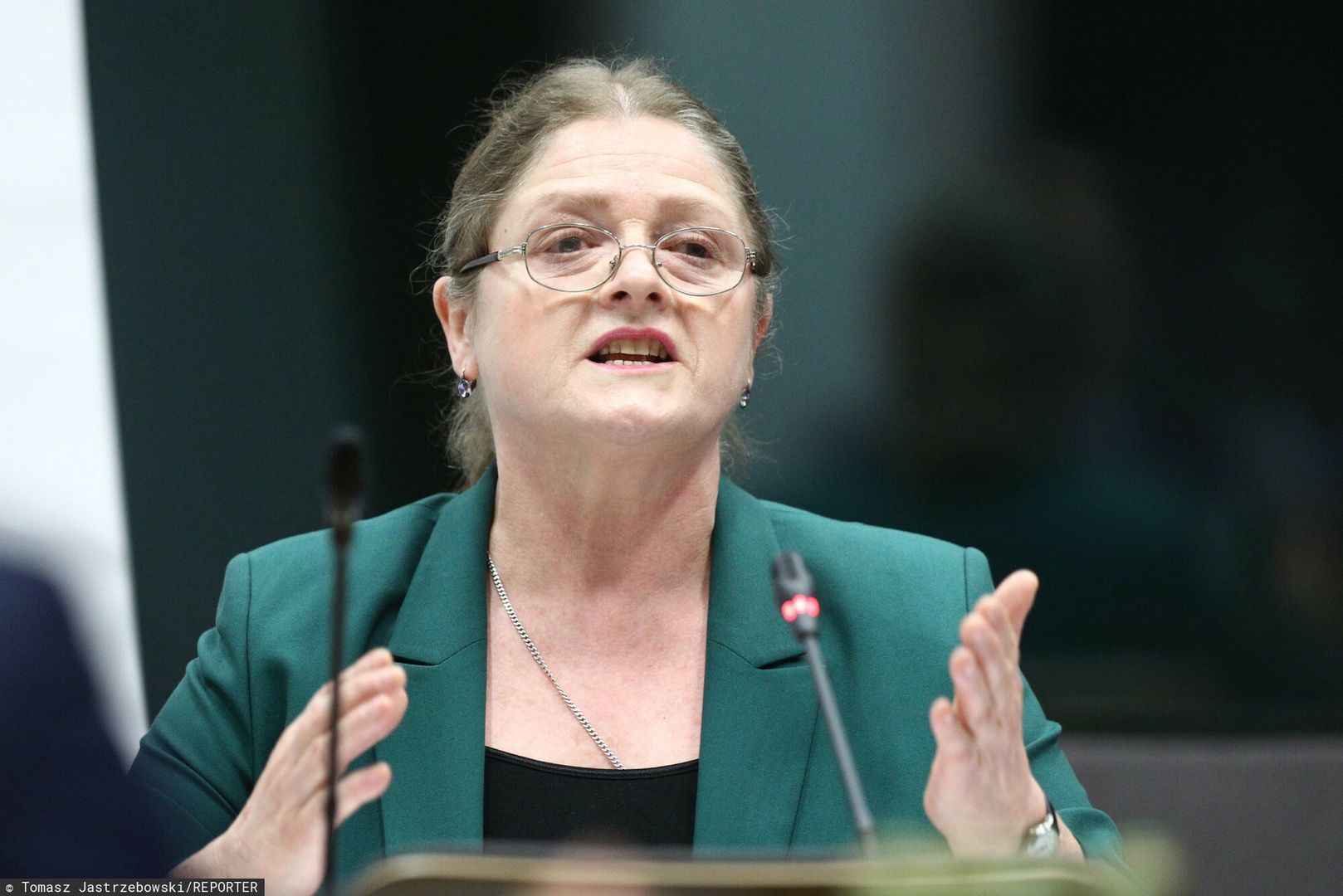 "Nie mamy na nią wpływu". Politycy klubu PiS odcinają się od wpisu Krystyny Pawłowicz