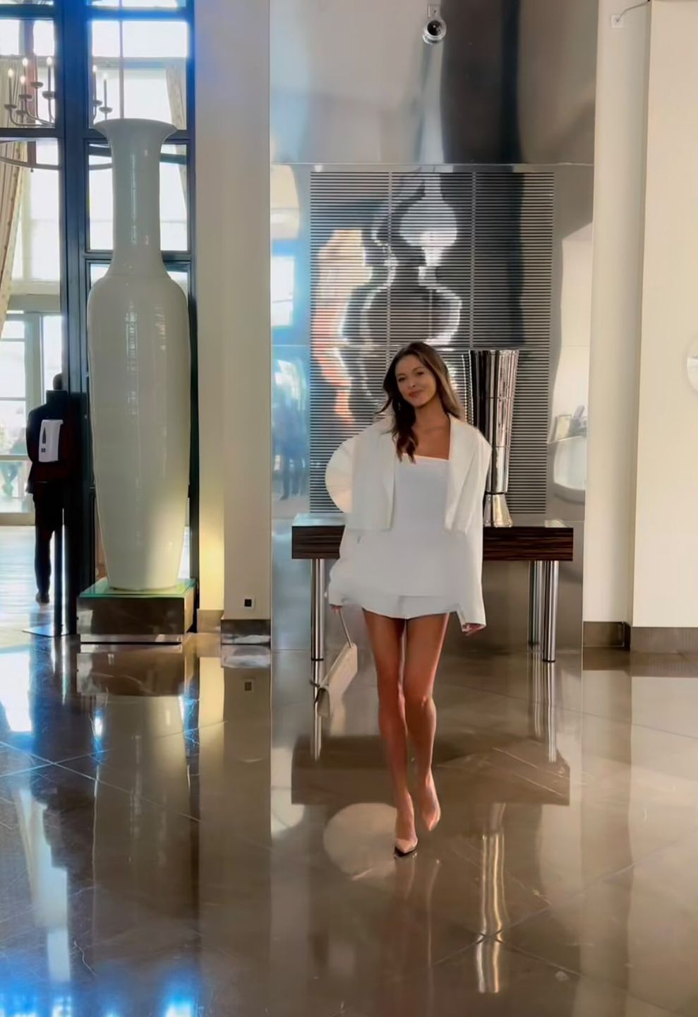 Joanna Opozda w modnej stylizacji