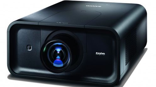 Sanyo PLC-XP200L - pierwszy na świecie projektor 4LCD 1