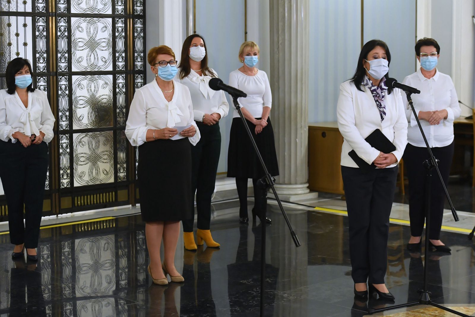 Rzeczniczka PiS do dziennikarki: zadaje pani niegodne pytanie