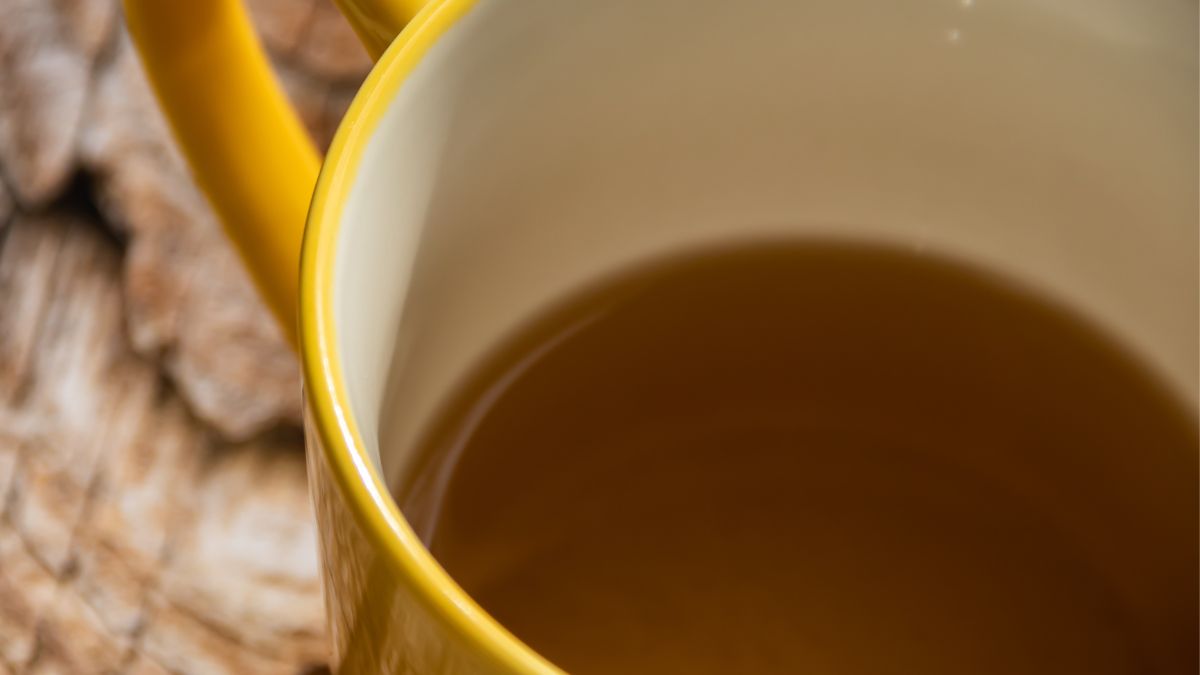 Wypij ten napar, a poczujesz ulgę po przejedzeniu 