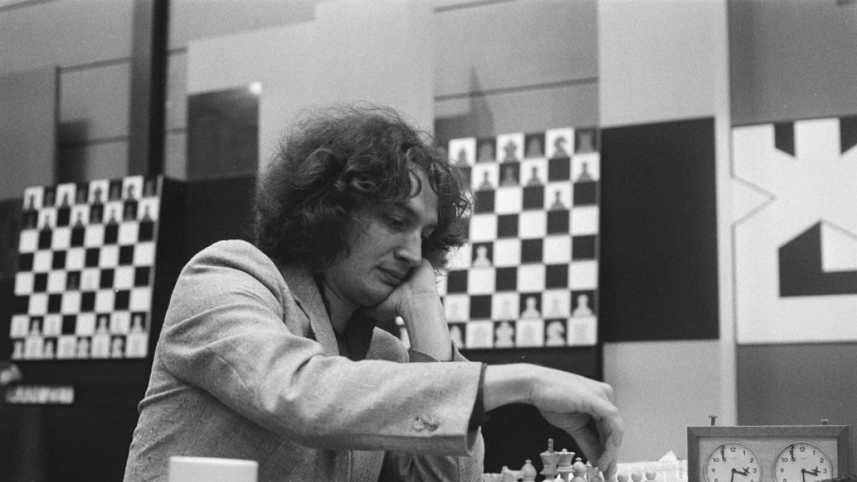 Dziesiąta runda Turnieju Szachowego Hoogovens. Timman w 1982 r.