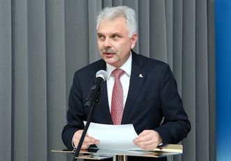 Czwarta fala i lockdown? "To bardzo kosztowna walka"