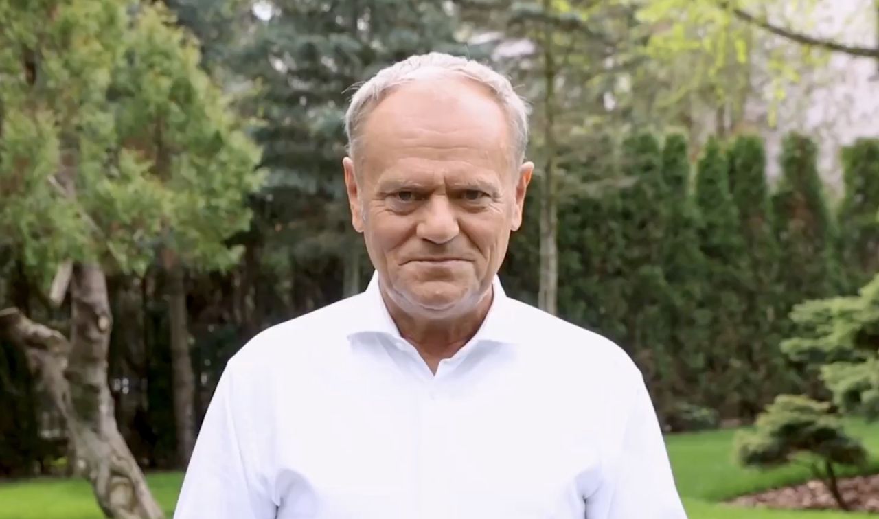 Tusk złożył życzenia. "Nie rozmawiać o polityce"