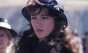 Ma 68 lat i już tak nie wygląda. W sieci wylał się na nią za to hejt