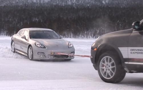 Gwiazda Porsche tańczy na lodzie [wideo]