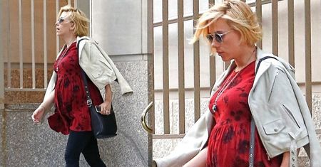 Scarlett Johansson w zaawansowanej ciąży! (ZDJĘCIA)