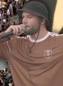 Zeskakiwali na płytę. Koncert Maxa Korzha miał szalony przebieg