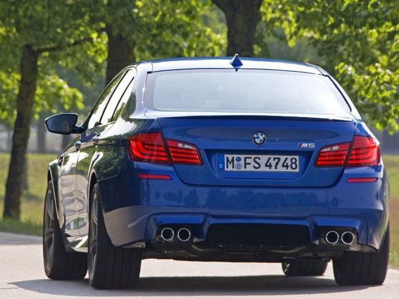 BMW M5 (F10)