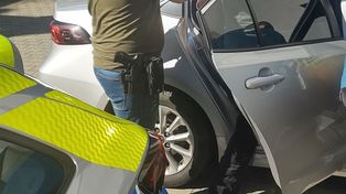 Lubliniec: W mieszkaniu ukrywał ponad kilogram narkotyków. Po nalocie policji 51-latek został aresztowany