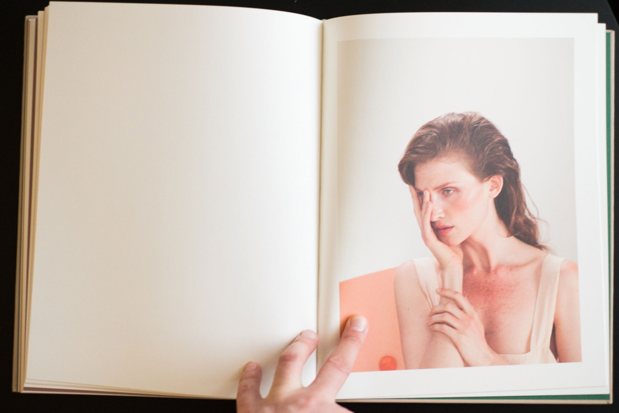 ”Freckle/s” - ironiczny autoportret Jacka Kołodziejskiego w druku [recenzja] 10