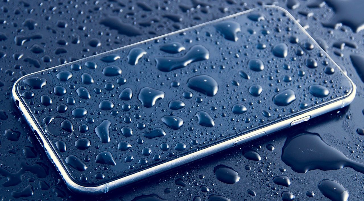 Jak chronić smartfon przed wypadkami, kradzieżą i innymi nieprzewidywalnymi sytuacjami? 3