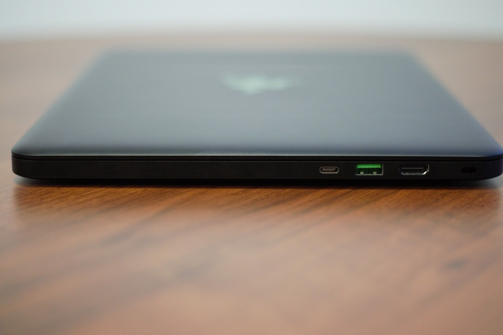 Blade – mały, lekki i wydajny notebook do gier od Razera 3