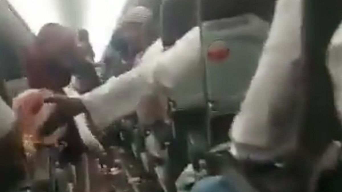 Pasażerowie SpiceJet przeżyli chwile grozy 