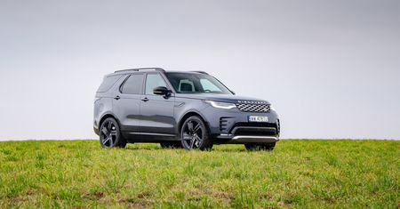 Test: Land Rover Discovery D300 - sensacyjnie dobry, ale wciąż w cieniu brata