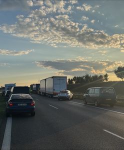 Pożar samochodu na A2. Doszło do samozapłonu