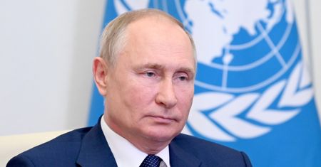 Władimir Putin walczy z inflacją. Sieci handlowe powinny się bać?