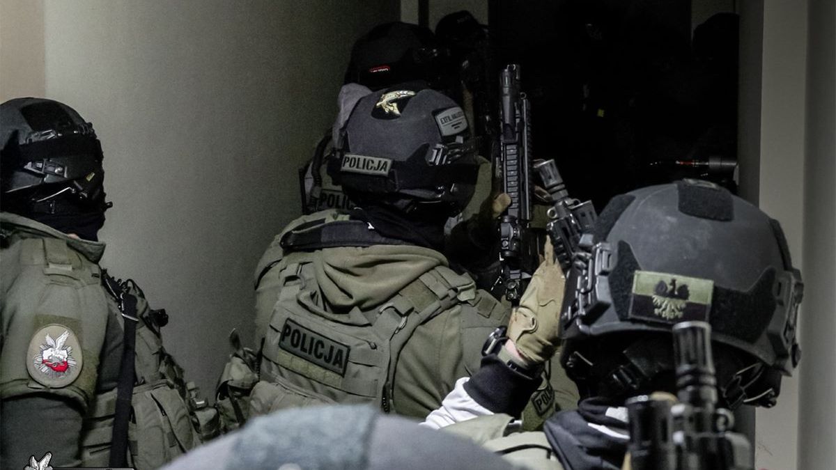 CBŚP i Żandarmeria Wojskowa rozbiły gang narkotykowy