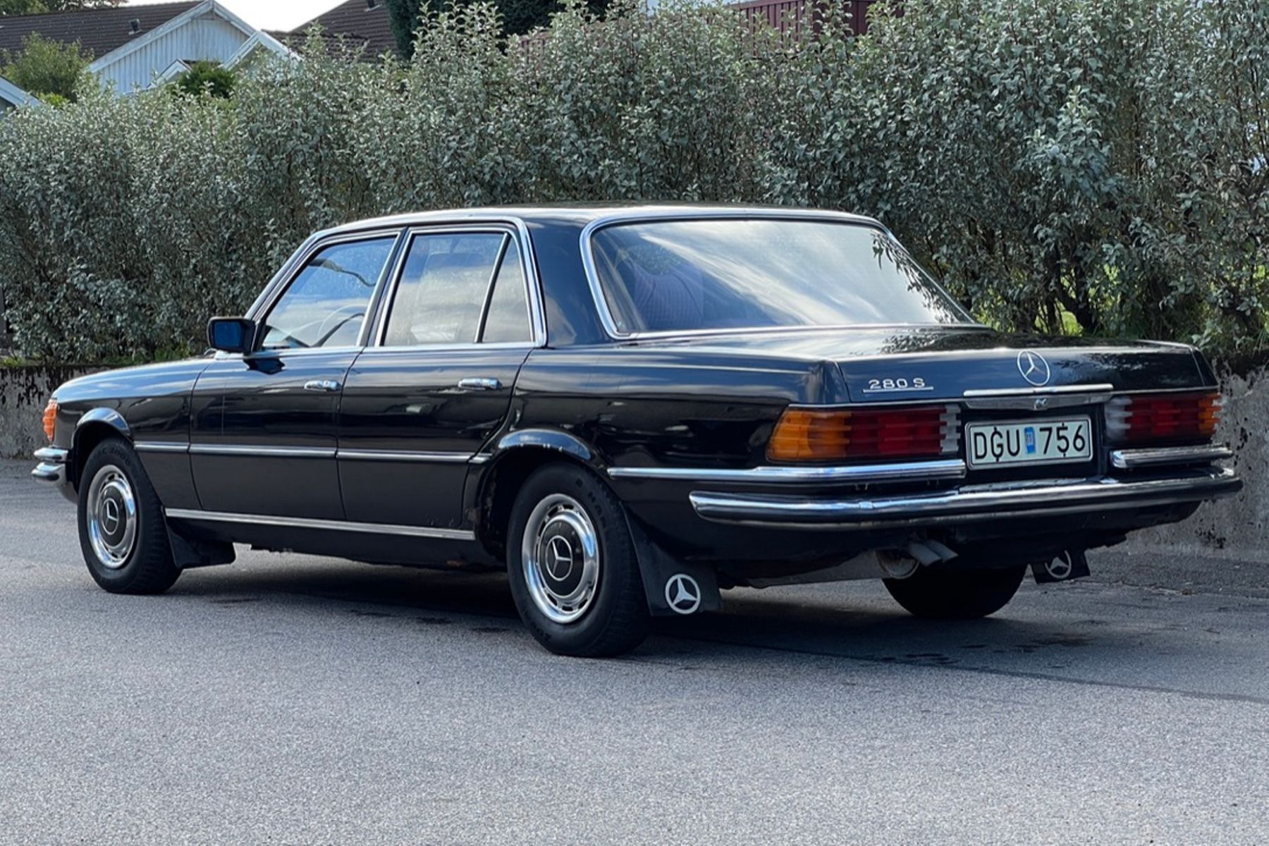 Mercedes Klasy S należący do króla Szwecji