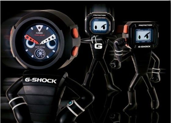 Figurki minirobotów i dziewczyny świętują 25-lecie Casio G-Shock 3