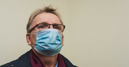 Były senator PiS ciągnął psa za samochodem. Zeznania świadków