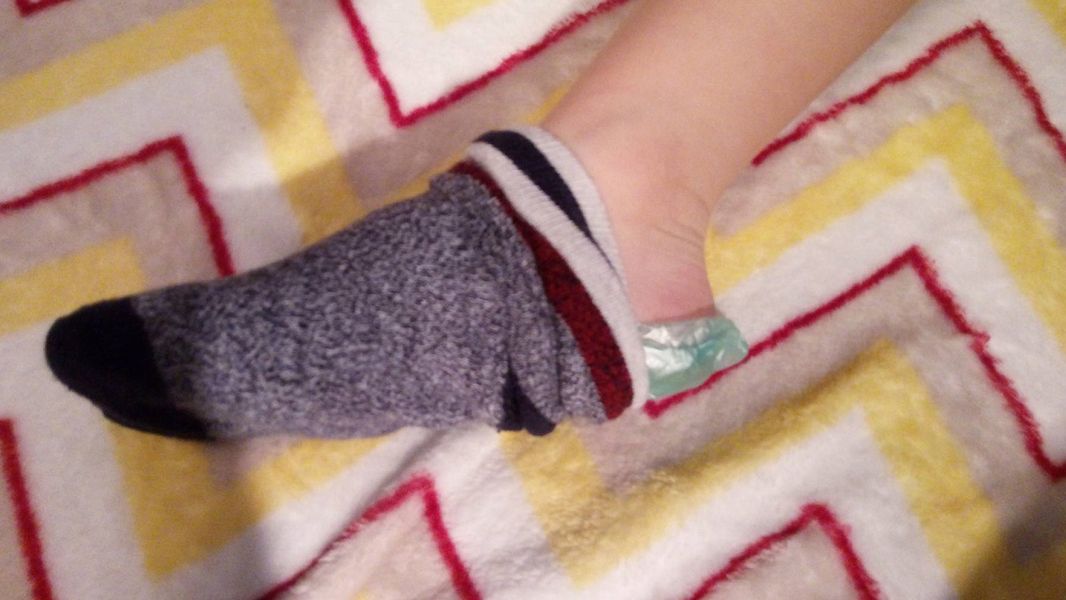 Octowe skarpety to sprawdzony sposób naszych babć na walkę z gorączką