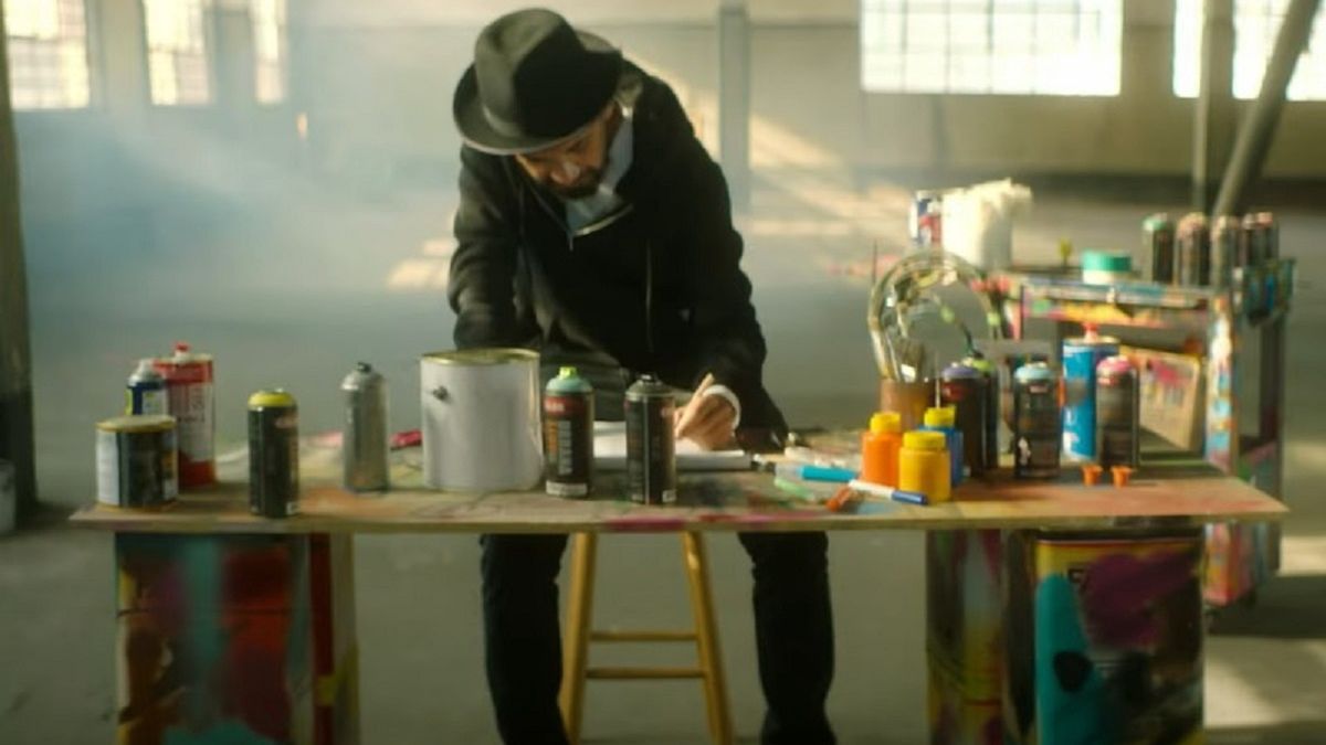 Eduardo Kobra w czasie projektowania