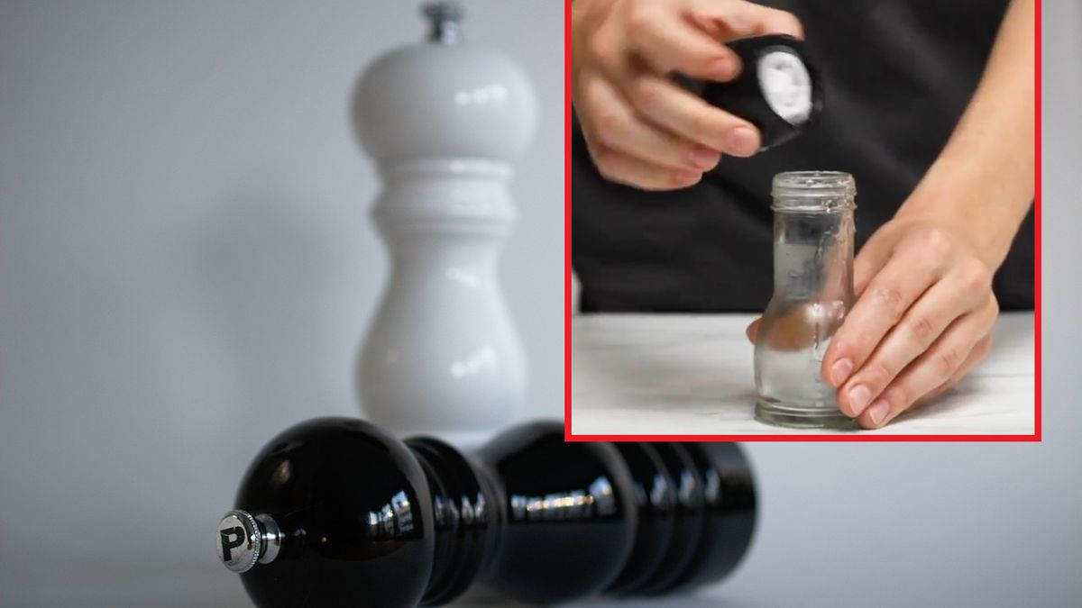 Jak otworzyć jednorazowy młynek do pieprzu?