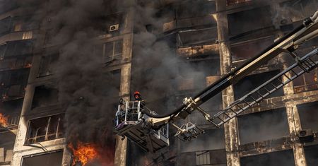 Rośnie liczba ofiar ostrzału w Kijowie. Rosja zbombardowała budynki mieszkalne