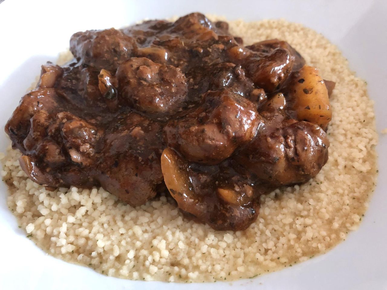 "Witamina życia" chroni przed rakiem jelit, trzustki. 3 produkty zawierają jej najwięcej