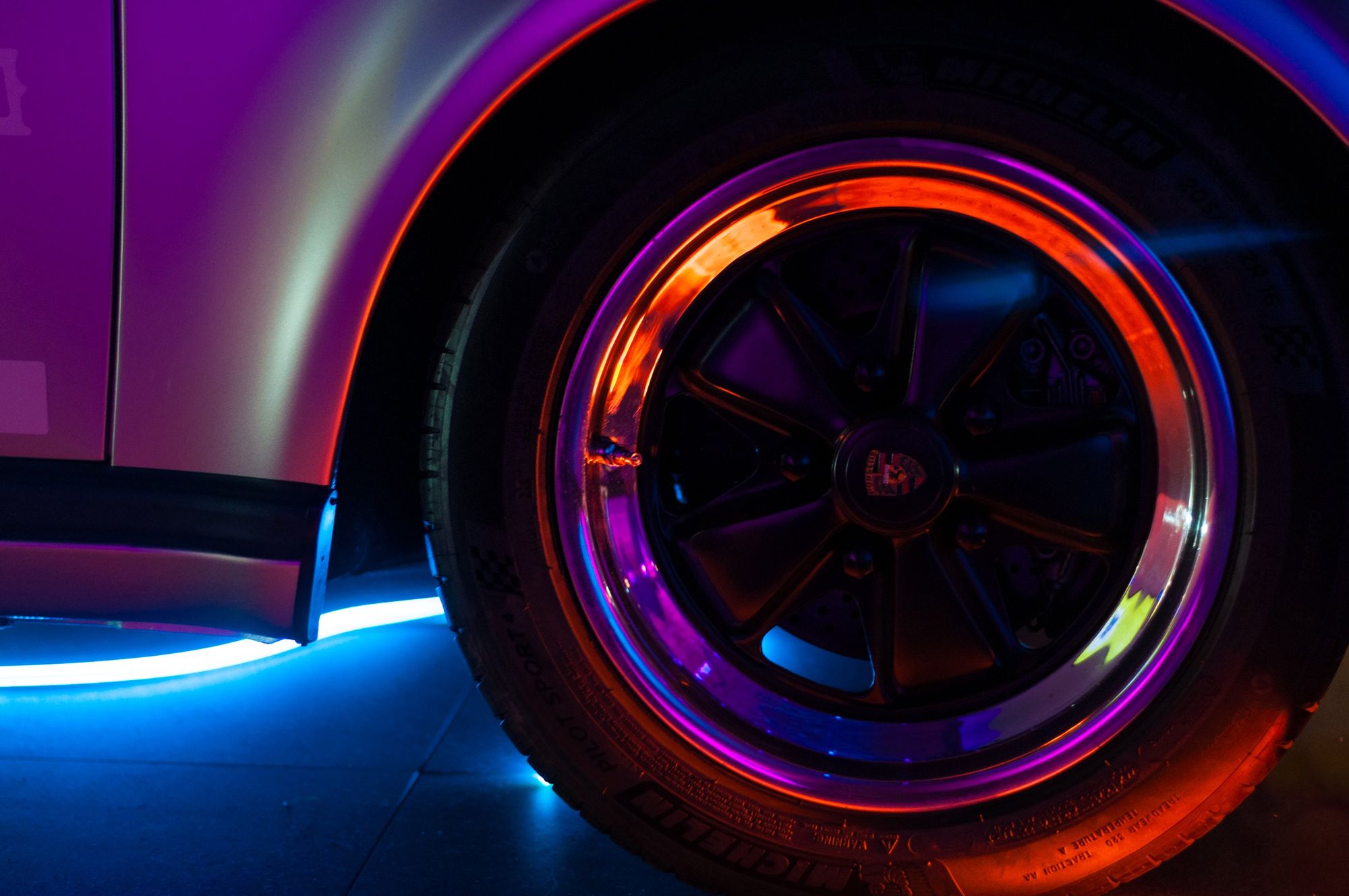 Puma x Porsche x Cyberpunk - buty 50Y 911 Turbo Sneaker