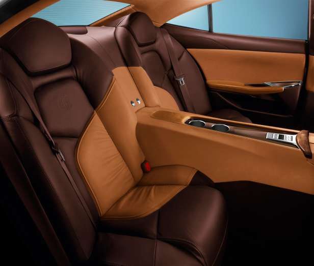 Fisker Karma - hybrydowy sedan, który zachwyci nie tylko ekologów 44
