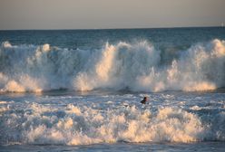 Fale zalały szlak. Nie żyje turysta