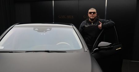 Jakim samochodem jeździ Donatan? To limuzyna warta fortunę