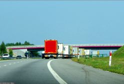 Tragiczny wypadek na A2 niedaleko Rzepina. BMW wbiło się w naczepę